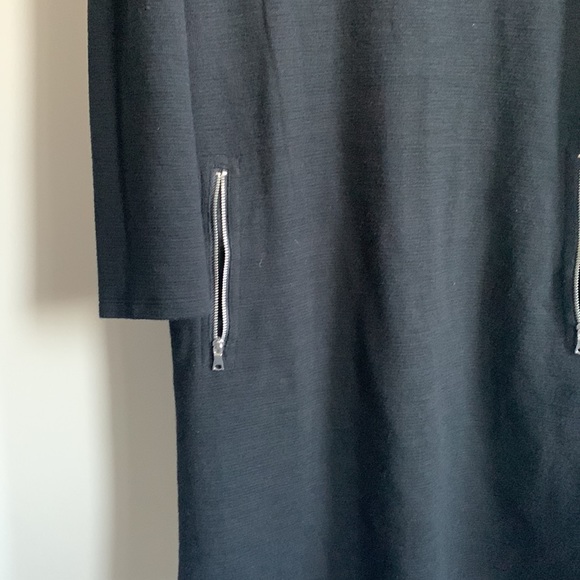 GAP black dress - size small - Picture 4 of 5